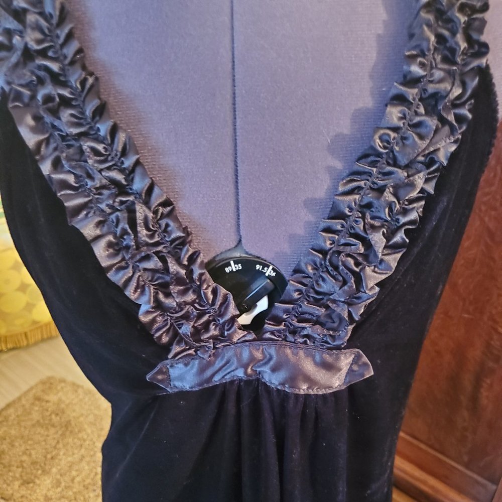 Max Studio Black Velvet Dress